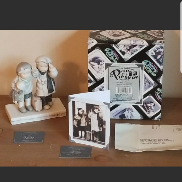 Pretty As A Picture Vntg "Thursday's Child" Enesco Figurine 292141 Kim Anderson - Picture 12 of 12